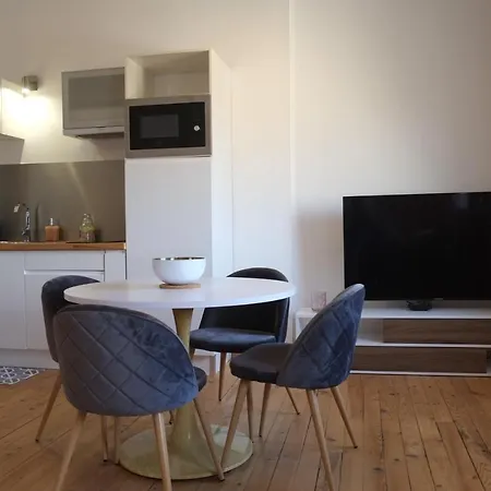 Apartment A L'ombre Des Remparts *