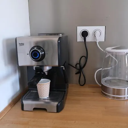 A L'ombre Des Remparts * Carcassonne